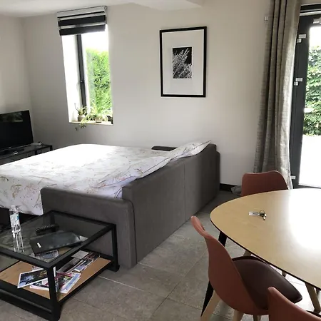 Aux Herbes Hautes Guest house 3*