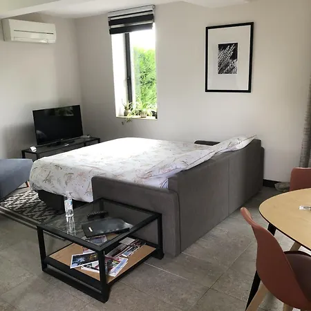 Guest house Aux Herbes Hautes 3*
