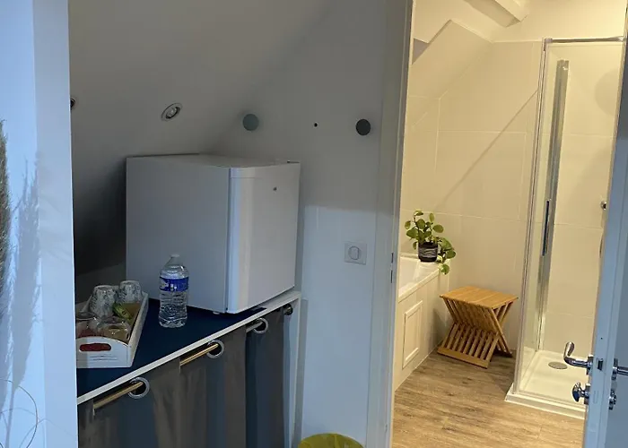 Aux Herbes Hautes 3*